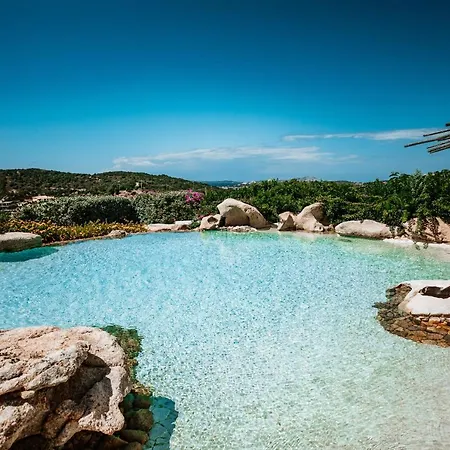Hotel Pulicinu Baja Sardinia Exterior foto
